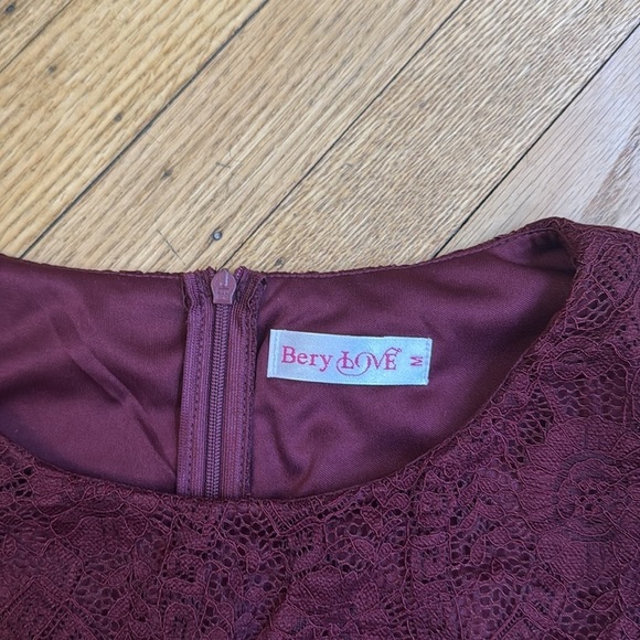 BeryLove Floral Lace short Cap SleeveBurgundy-midi dress size medium - Picture 2 of 8